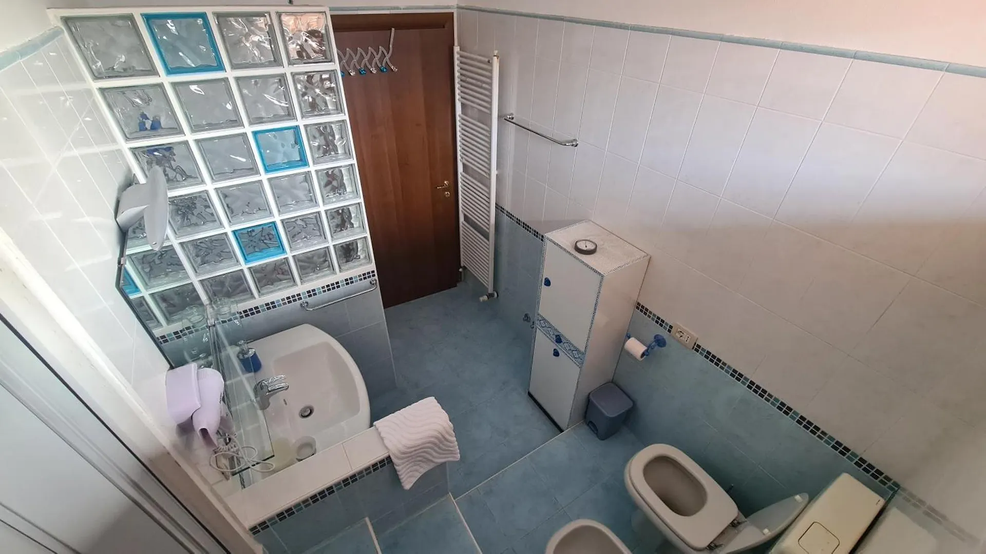 Hotel Ca' Lambru à Castelnovo di Sotto 0*,  Italie